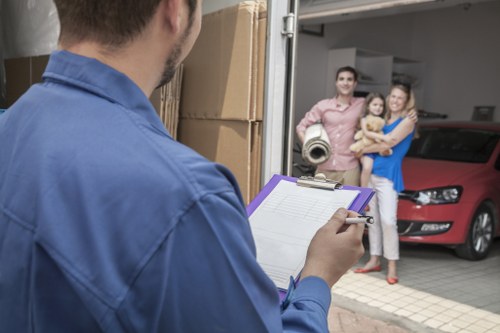Man and van Whitecity service handling special item relocation