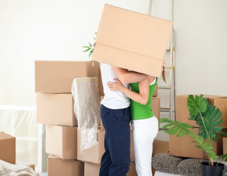 Professional Whitecity removal van service with moving equipment